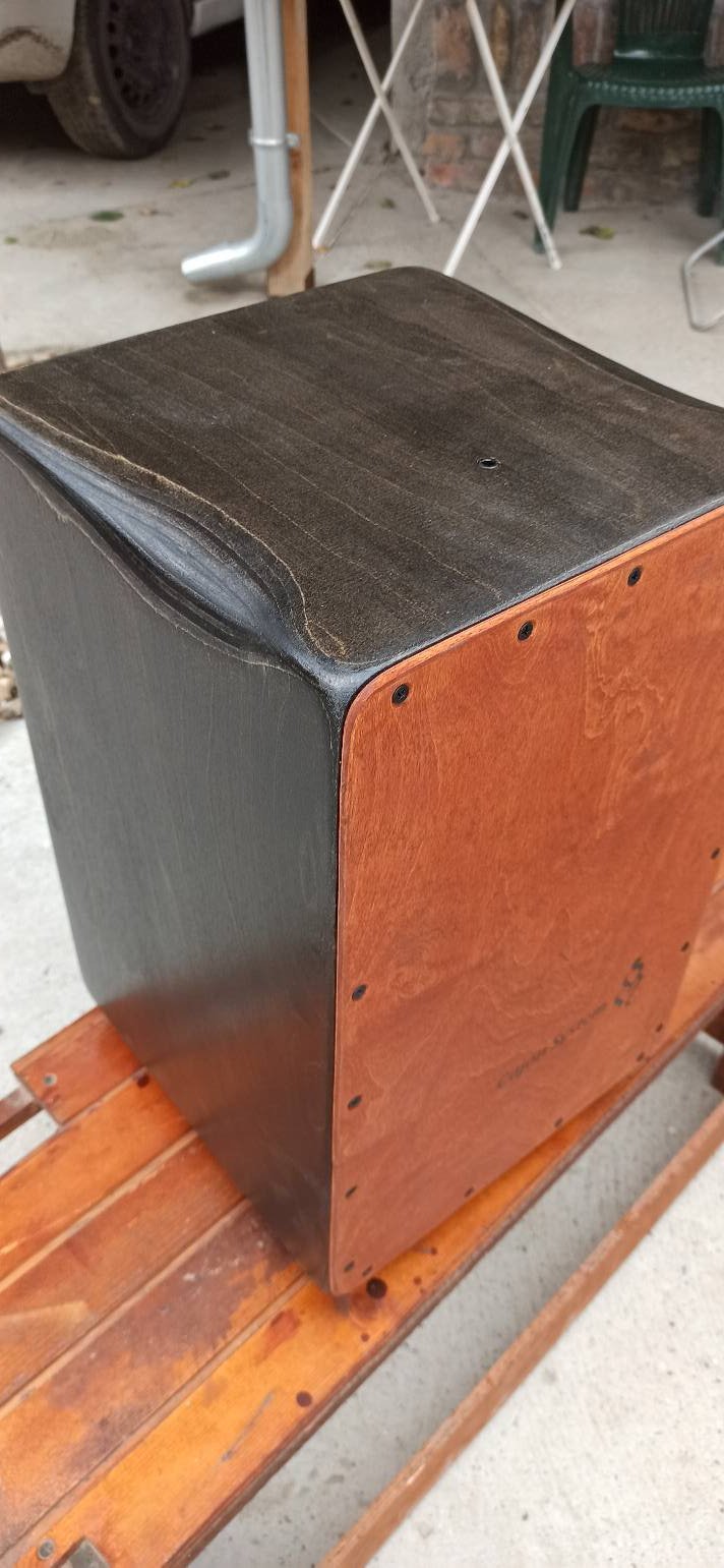 69327692_5f8a28f9edd592-506635835f8a28c603e108-